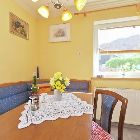 בית נופש Comfortable Holiday Near Lake In Salzburg פוש אן דר גלוקנשטראסה